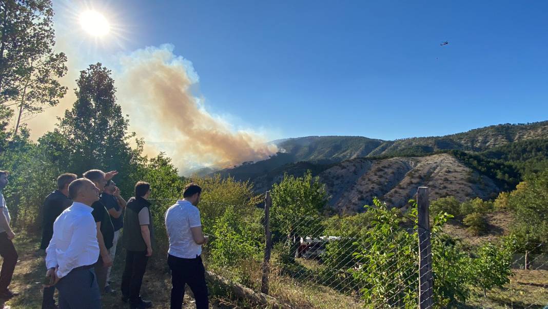 Bakan Yumaklı: Karabük'teki yangın kontrol altına alındı 1